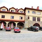 Folwark Stara Winiarnia 3*