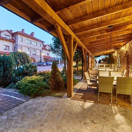 Folwark Stara Winiarnia 3* Mszana Dolna