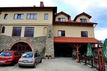 فندق Folwark Stara Winiarnia