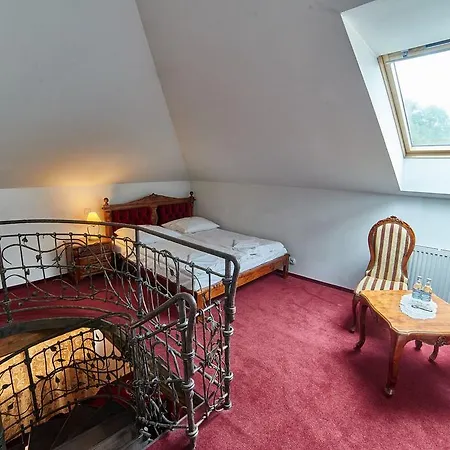 Folwark Stara Winiarnia Hotel Mszana Dolna