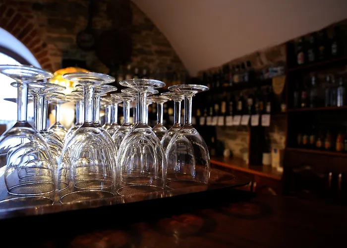 Hotel Folwark Stara Winiarnia 3*