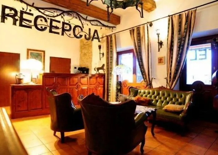 Folwark Stara Winiarnia Hotel 3*